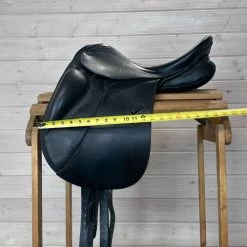 Used Stubben Genesis CL Dressage Saddle 17/N -Equi Gear Shop 332 Flap Width 92362.1687460946