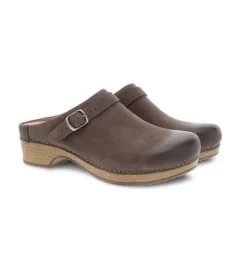 Dansko Berry Mule With Strap Mushroom Nubuck -Equi Gear Shop berry clog mule strap mushroom pair dansko 72611.1676047790