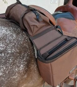 Reinsman Insulated Cooler Saddle Bag -Equi Gear Shop insulated cantle saddle bag brown lifestyle 9186bn reinsman 81971.1674844616