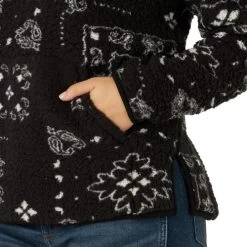 Wrangler Sherpa Zip Pullover -Equi Gear Shop sherpa zip pullover black pocket 112317352 wrangler 55215.1660250340