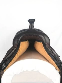 Circle Y Topeka Flex2 Trail Saddle 1651 -Equi Gear Shop topeka saddle front circle y 07925.1573161237